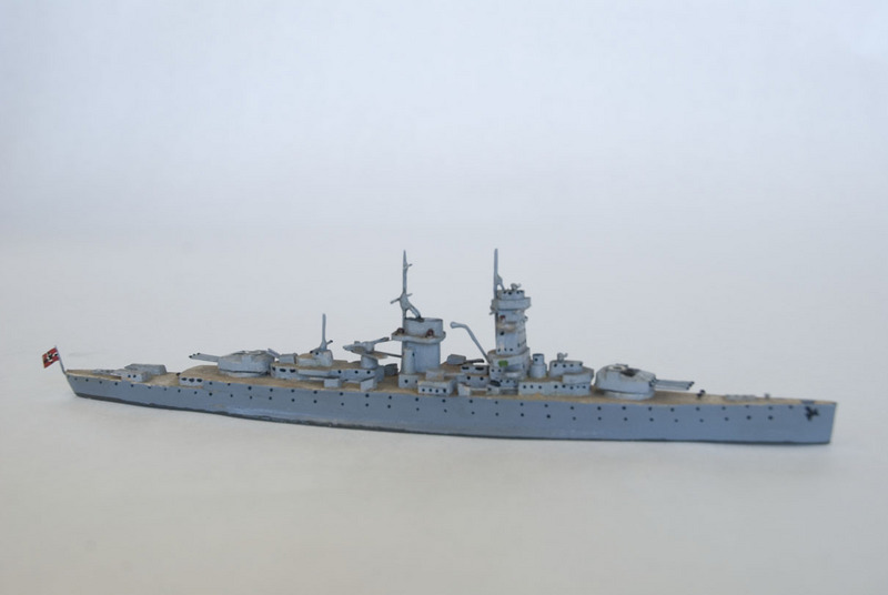 D.K.M. Graf Spee waterline model