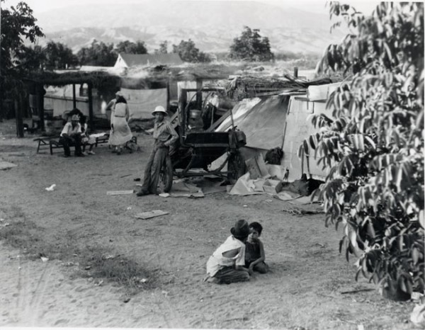 Homeless shantytown known as Hooverville, foot of S. Atlantic St, ca. 1937<br />
