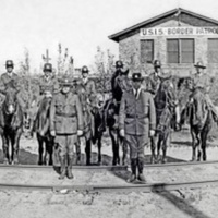 US-Immigration-Service-Border-Patrol-1927.jpg