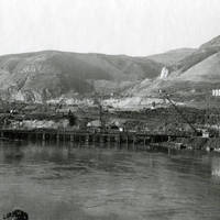 Grand Coulee West Cofferdam.jpg